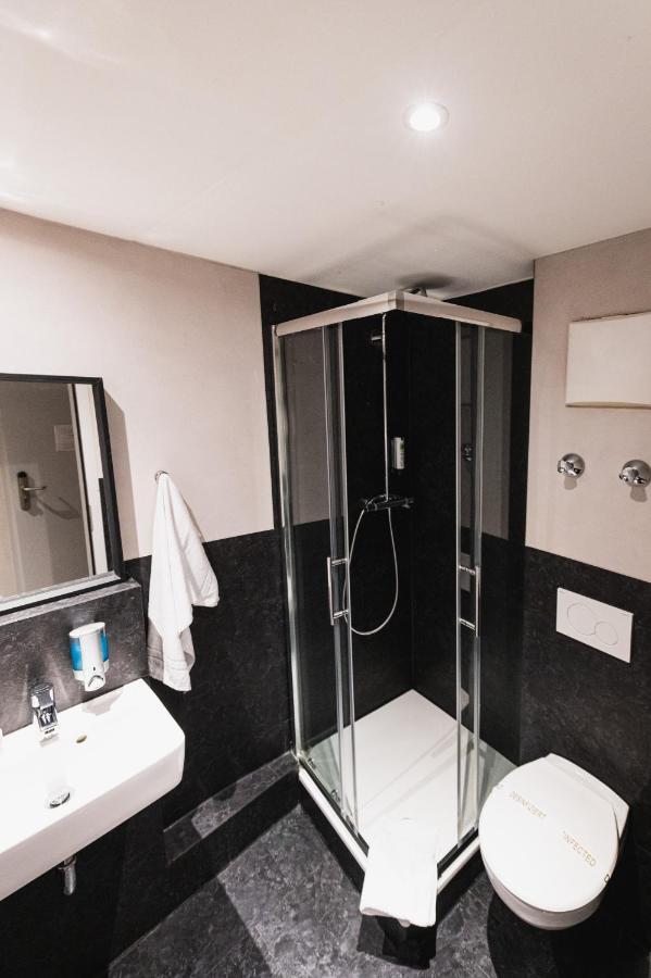 City Hotel Fellbach 24H Check-In Екстер'єр фото