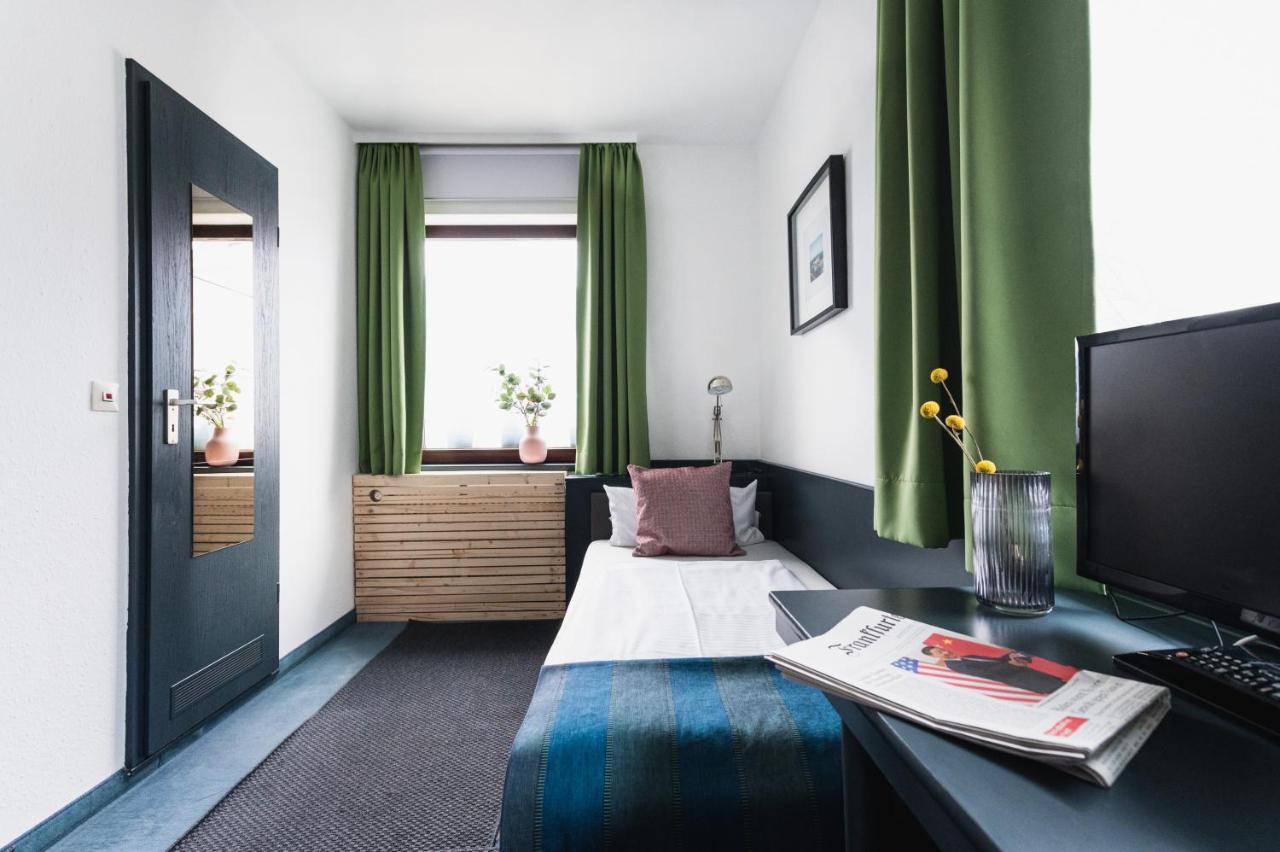 City Hotel Fellbach 24H Check-In Екстер'єр фото